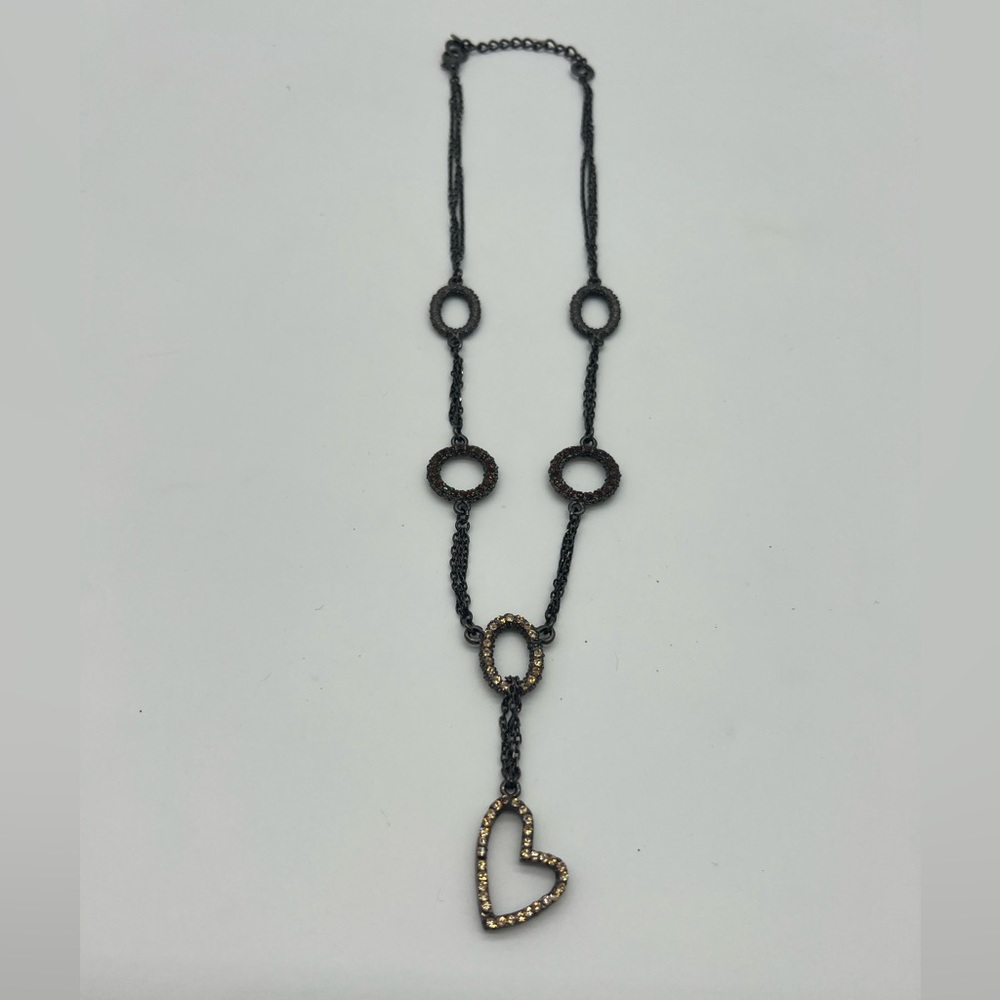 Seasonal Whispers Heart Shaped Necklace